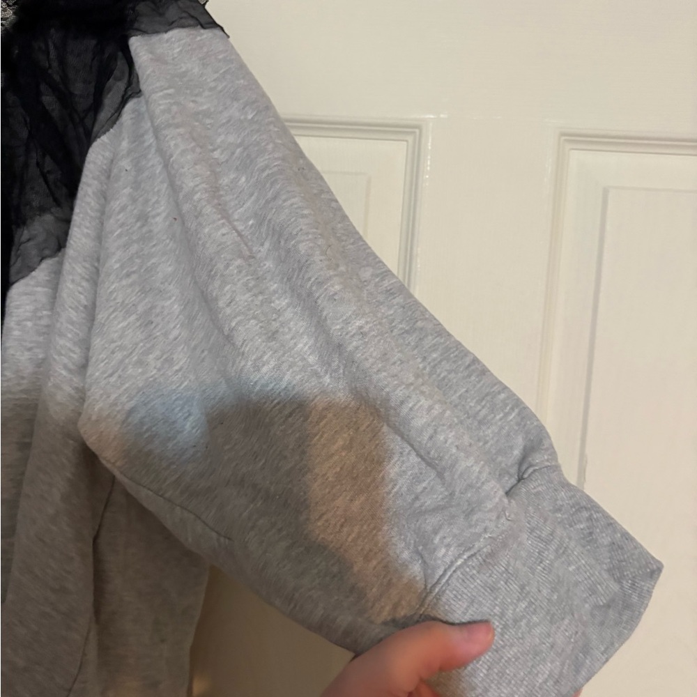 Maeve Light Gray Knit Top with Black Lace Trim - Picture 4 of 4